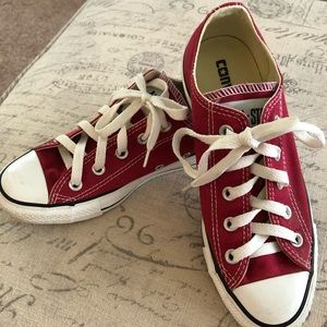 Red Converse Women’s 6 / Men’s 4